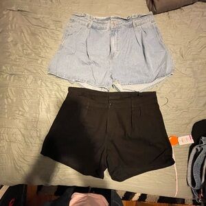 Women’s shorts 2 pair 3X black and denim